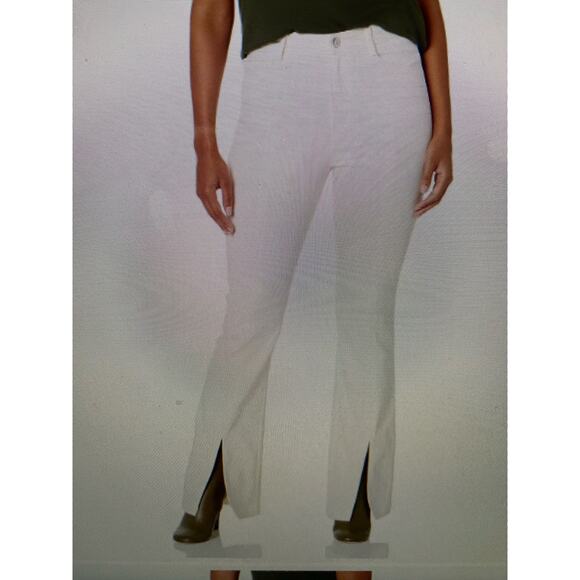 NWOT Cinq a sept size 14, split hem jeans, flare leg